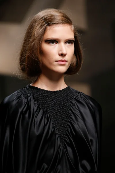 Look 99